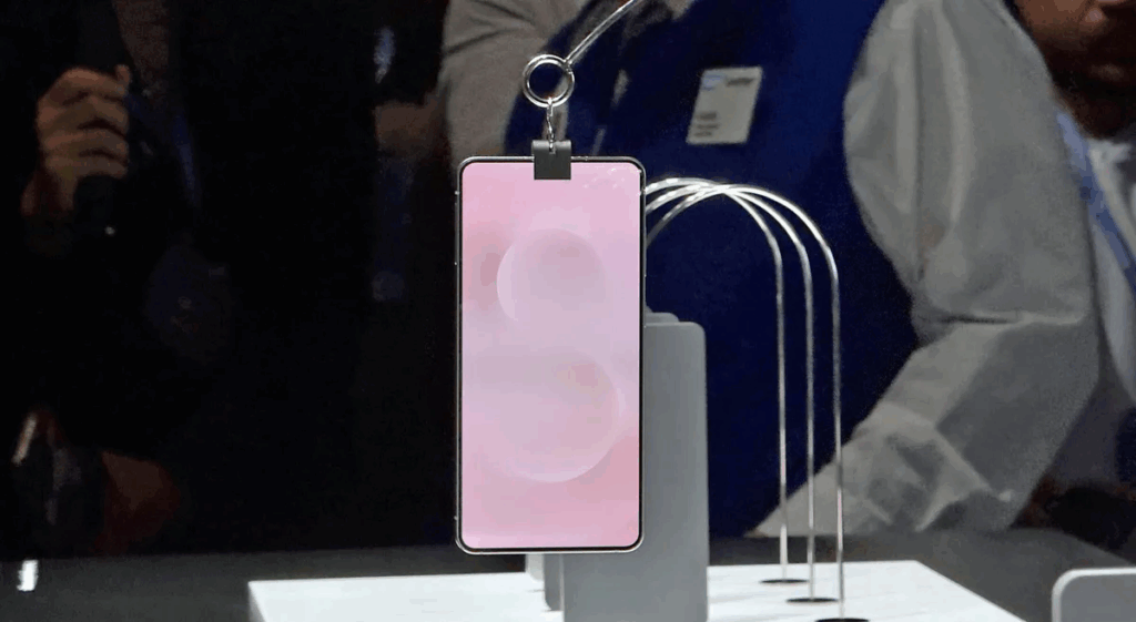 Samsung Galaxy S25 Edge on stick
